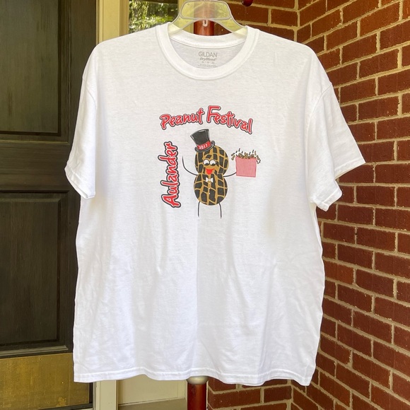 Gildan Tops - Gildan Peanut Festival Short Sleeve Tee Shirt Unisex XL